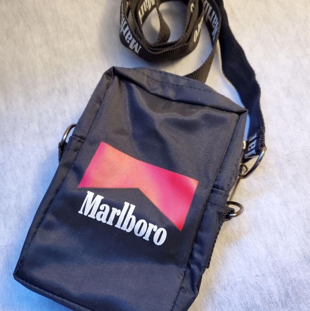 Vintage Marlboro cross body pouch